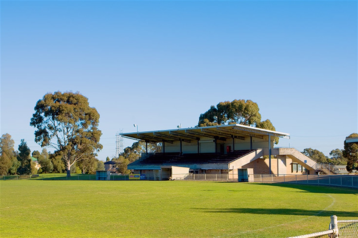 Central Reserve South Oval, Glen Waverley